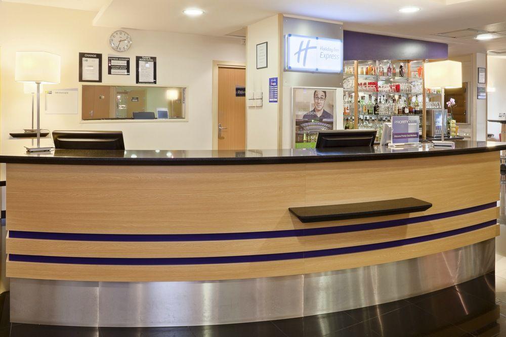 Holiday Inn Express Arras By Ihg Eksteriør billede