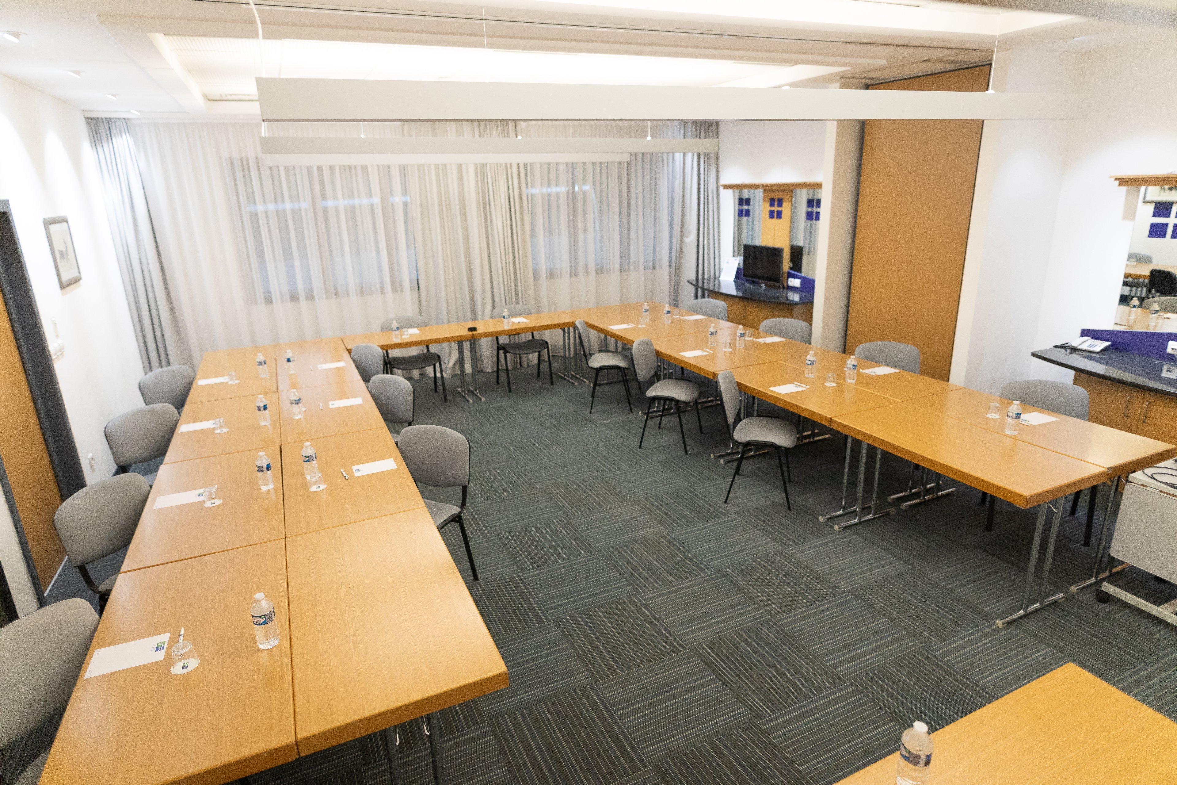 Holiday Inn Express Arras By Ihg Eksteriør billede
