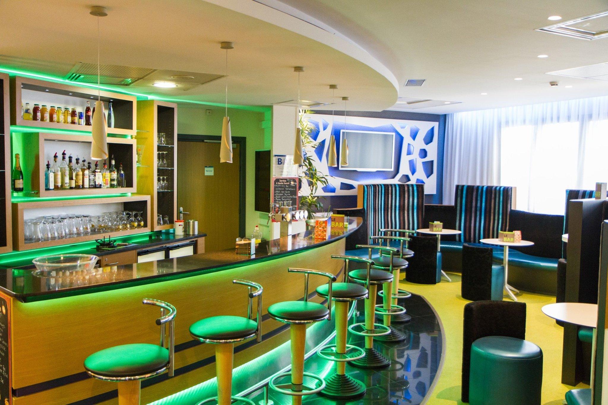 Holiday Inn Express Arras By Ihg Eksteriør billede