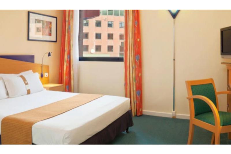 Holiday Inn Express Arras By Ihg Eksteriør billede